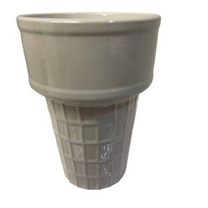 Vintage Collectible Ice Cream Cone Shaped Cup Ceramic White 4 1/2" ‎ X 4"